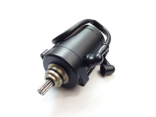 R7 STARTER MOTOR