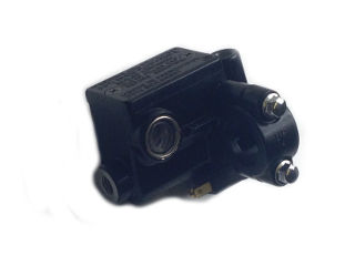 FRONT MASTER CYLINDER - BLACK (SINGLE DISC)