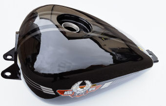 DD125E FUEL TANK - BLACK/GREY STRIPE