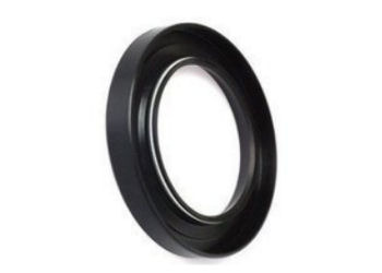 RIGHT HAND CRANK OIL SEAL